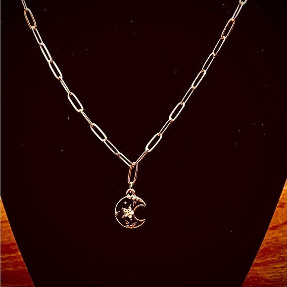 Crescent Moon Necklace NWOT - Picture 10 of 16